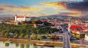 Slovakia Expands Online Gambling Blacklist with Six More Operators