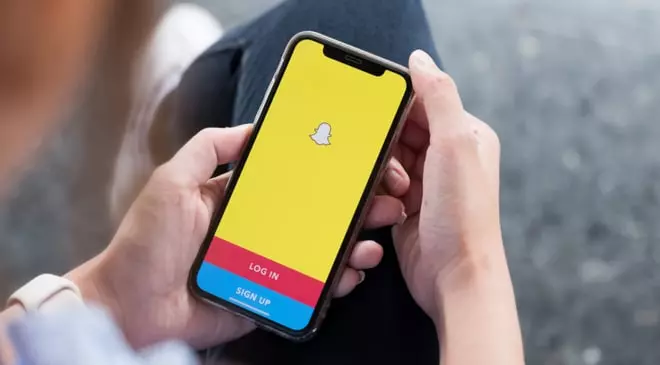 Snapchat to Allow British Customers Block Gambling Ads on the Multimedia Messaging App