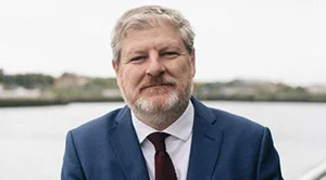 Angus Robertson