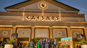 Caesars Watches Prediction Markets, Focuses on Regulatory Clarity for Future Moves