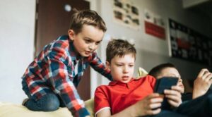 EU Parliament Advances Child Safety Measures for Online Platforms